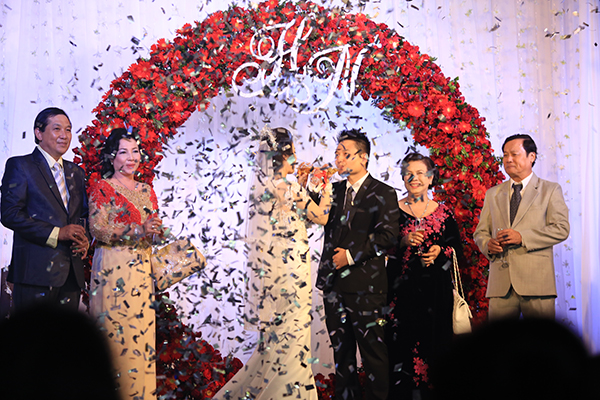 WEDDING19.JPG