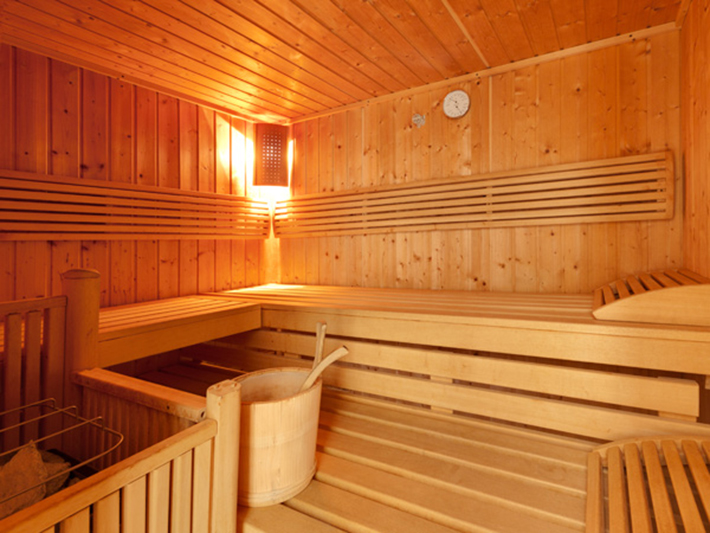 sauna_wellnessbereich.jpg